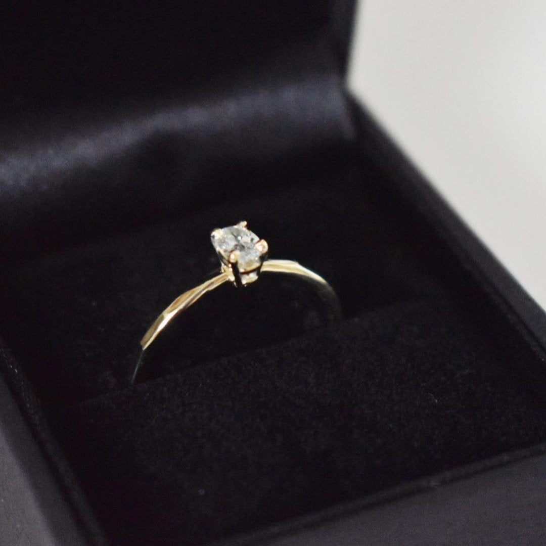 Elegante ring in 14K goud met ovale diamant - Algarrada Melissa