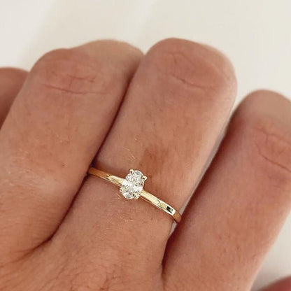Elegante ring in 14K goud met ovale diamant - Algarrada Melissa